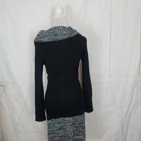 Venus Cowl neckline sweater dress - Picture 5 of 13